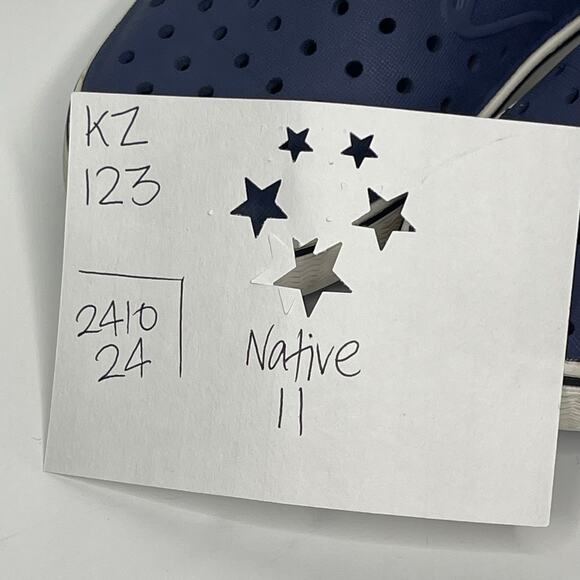 Native Jefferson Shoes Girls Boys Size 11 Blue Slip on - Picture 3 of 8